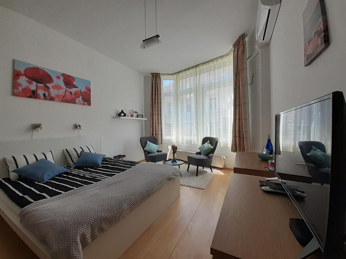 Central Belvedere Apartman Budapest Bagian luar foto